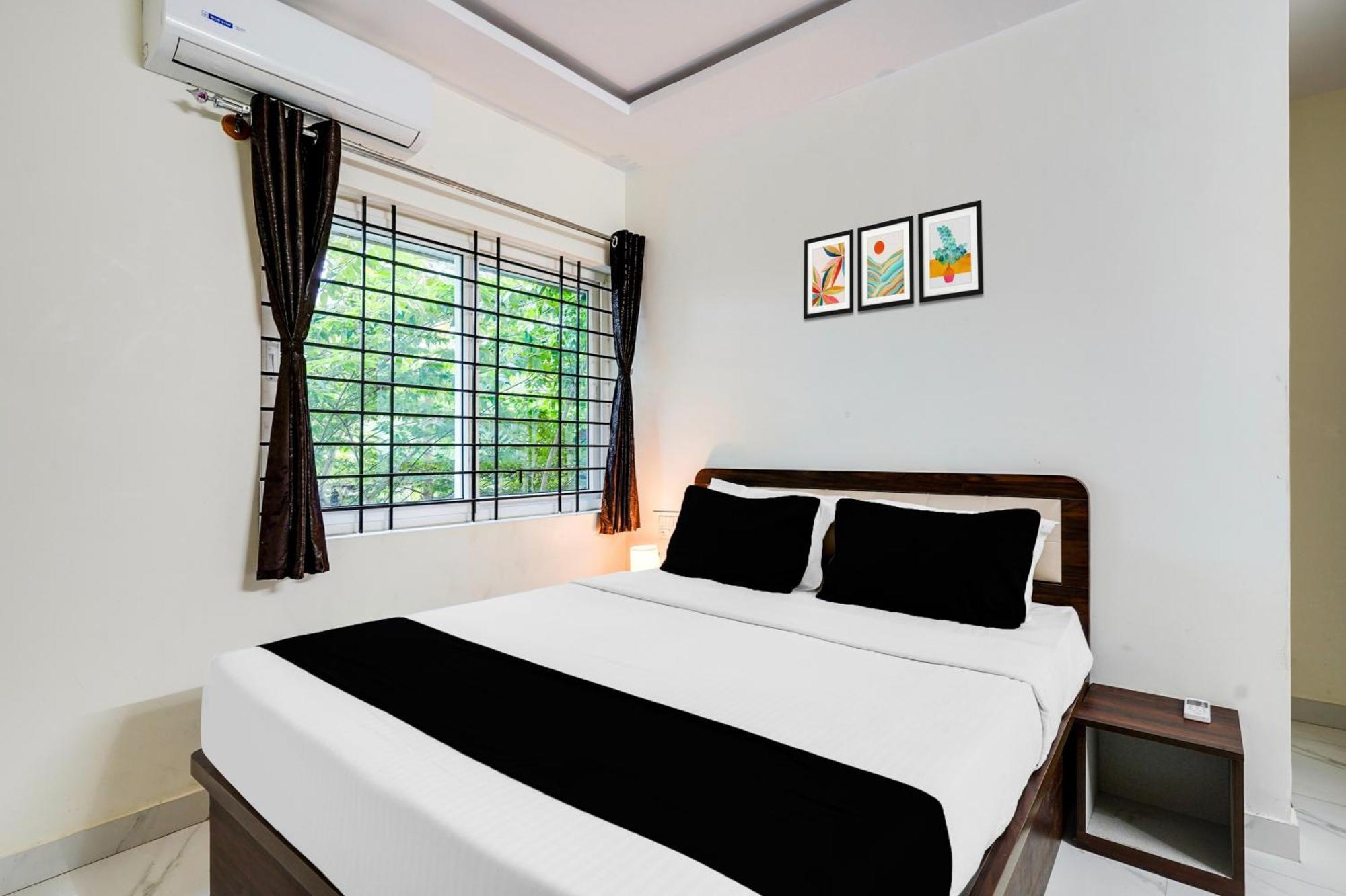Townhouse Bidadi Formerly Royal Garuda Exterior foto
